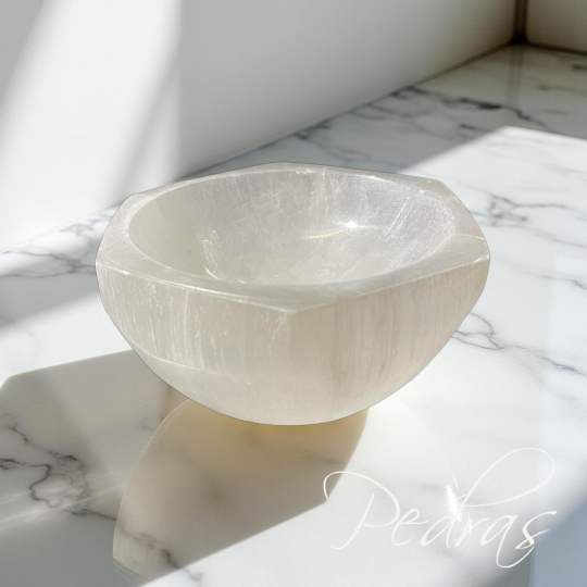 bol-de-selenita-hexagonal