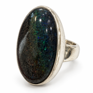 Bague en Opale Noire Ovale