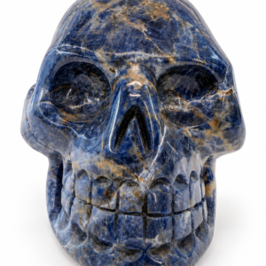 Crâne en sodalite naturelle